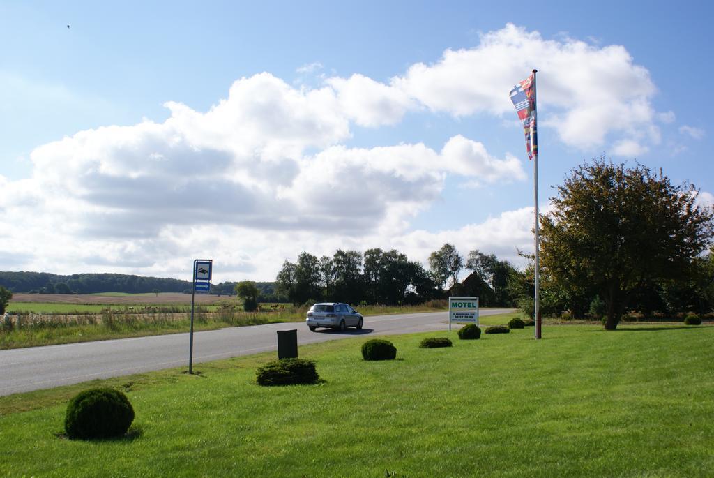 Motel Skanderborg Syd Bagian luar foto